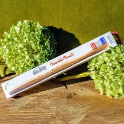 Best THE HUMBLE CO. Brosse à dents pour adulte en bambou souple coloris bleu blanc rouge