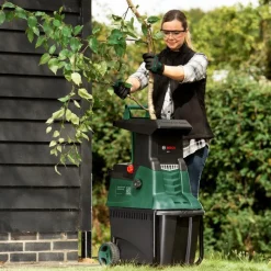 Clearance BOSCH Broyeur filaire électrique coloris vert AXT 25 TC ® - 2500 W