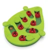 Outlet NINA OTTOSSON Jeu d'intelligence pour chat coloris vert Buggin'out - 37 x 24,5 x 3,2 cm