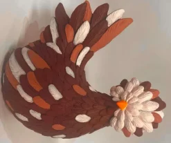 Outlet CADES DESIGN Poule multicolore en résine Isabelle