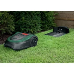 Outlet BOSCH Tondeuse robot gamme Indego XS 300 ® - jusqu'à 300 m²